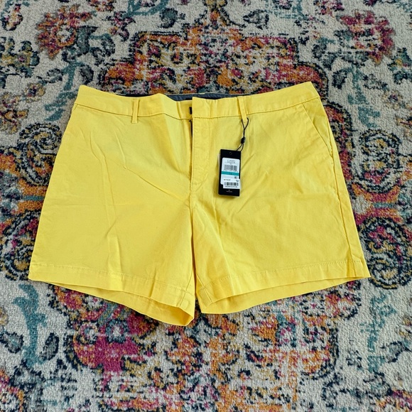 Tommy Hilfiger Bright Yellow Women's Bermuda Shorts - Picture 1 of 6